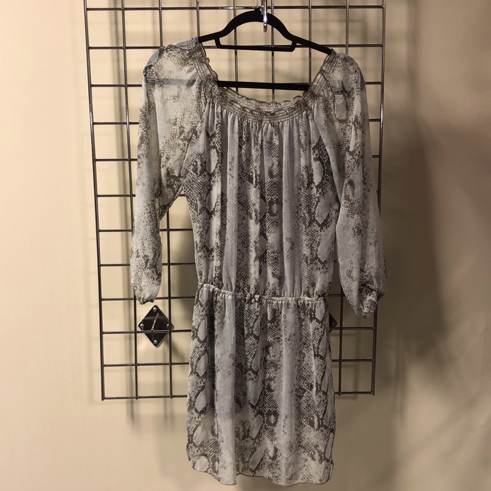 Neutral dress